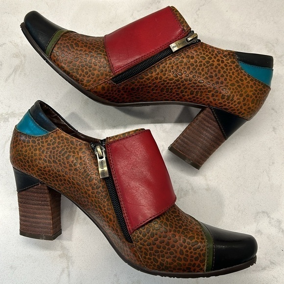 L’Artiste by Spring Step Women's Fia Dress Pump Embossed Hand Painted Leather - Picture 5 of 16